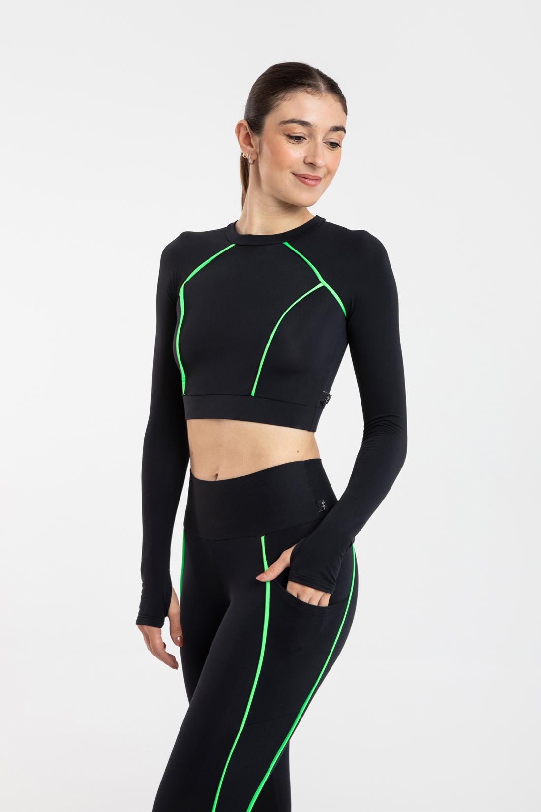 Chenoa Long sleeve top with colored piping Brushed fabric inside for Figure Skating Intermezzo
